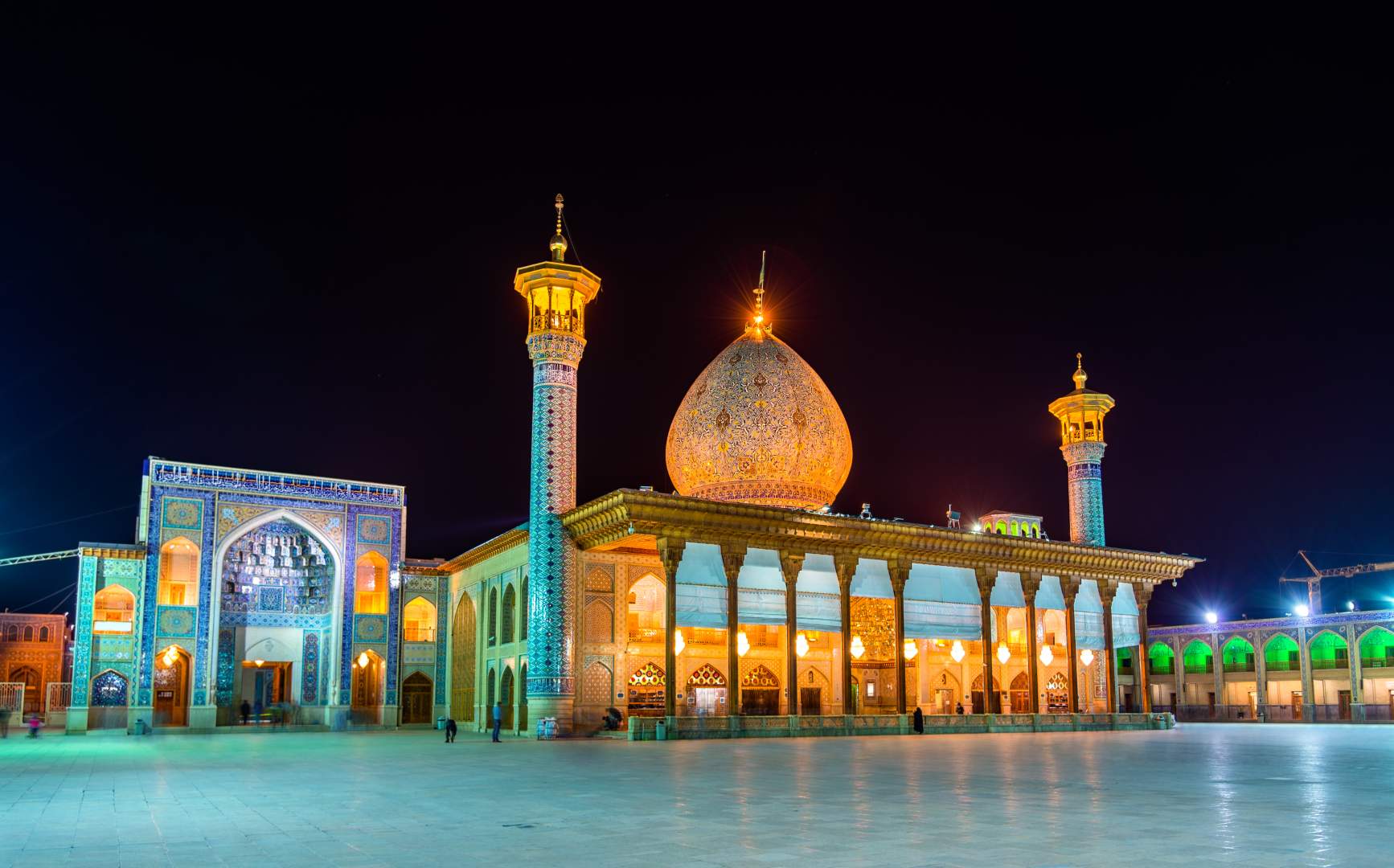 Nasir al-Mulk Mosque, vibrant Iranian architecture